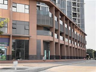 Giỏ hàng shophouse thương mại  eco green quận 7. giá 15,6 tỷ  26 tỷ. 0888 887 ***
