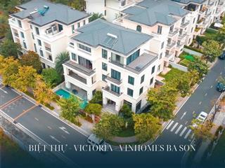 Bán biệt thự siêu sang quận 1, view sông, pháo hoa, diện tích 979m2, góc 2 mặt tiền. giá 790 tỷ
