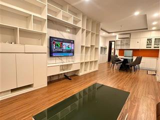 Mình cần thanh khoản gấp căn hộ tầng trung đẹp 3ngủ 2 vs gía hơn 5tỷ gần khu triển lãm quôc gia