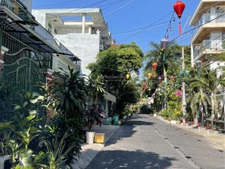 Nhà quang trung, p.10, gv. dt 8m x 20m nhà trệt 2 lầu st, đường 10m, giá 15,6ty tl
