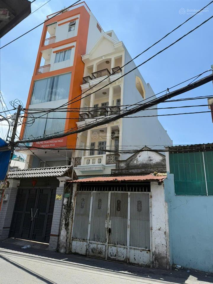 Nhà dương quảng hàm, p. 5, gv  khu đhvl. dt 4,3m x 23m cn 92m2 c4  giá 6,7 tỷ tl