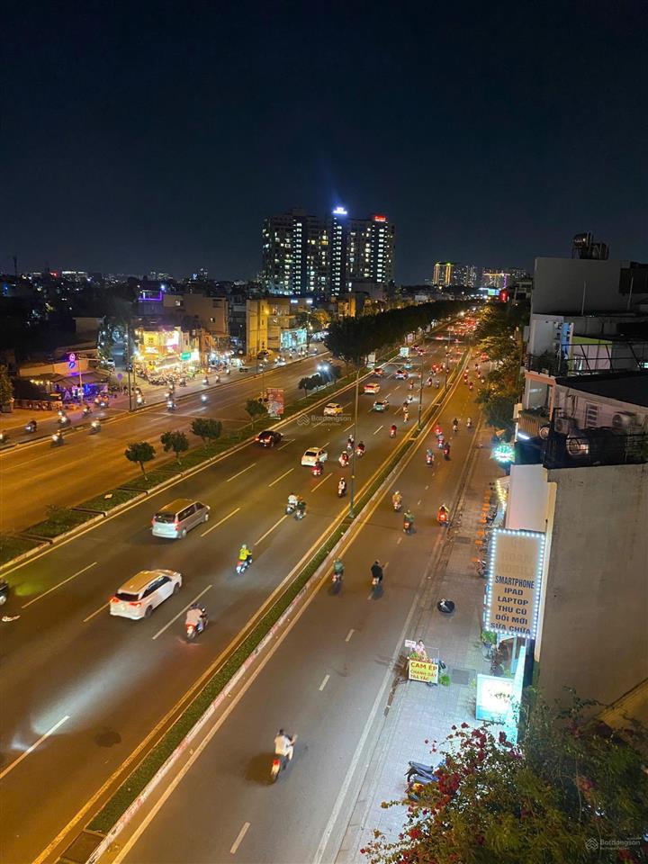 Nhà lê quang định, p1, gv  giáp phạm văn đồng. dt 8m x 24m cn 195m2 nhà cấp 4, giá 17tỷ tl