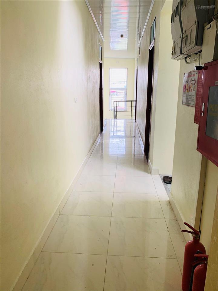 Cho thuê phòng mới xây 30 m2 full đồ cầu giấy