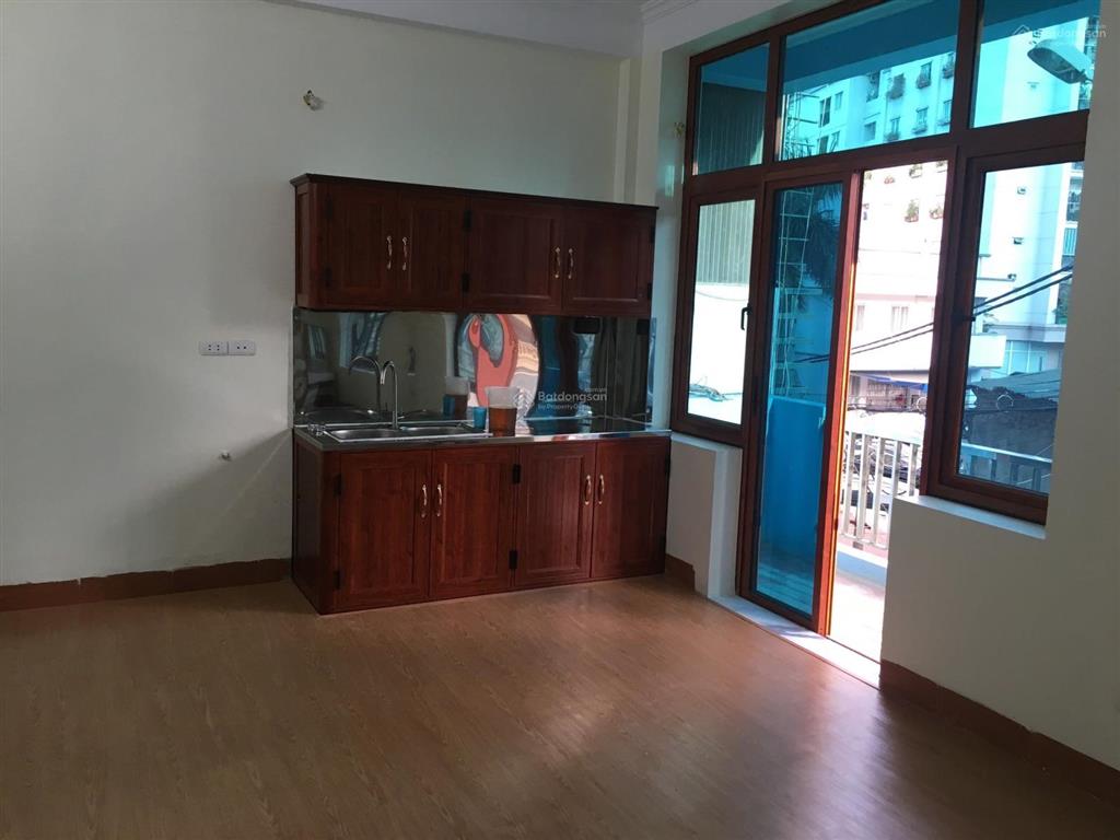 Cho thuê phòng mới xây 30 m2 full đồ cầu giấy