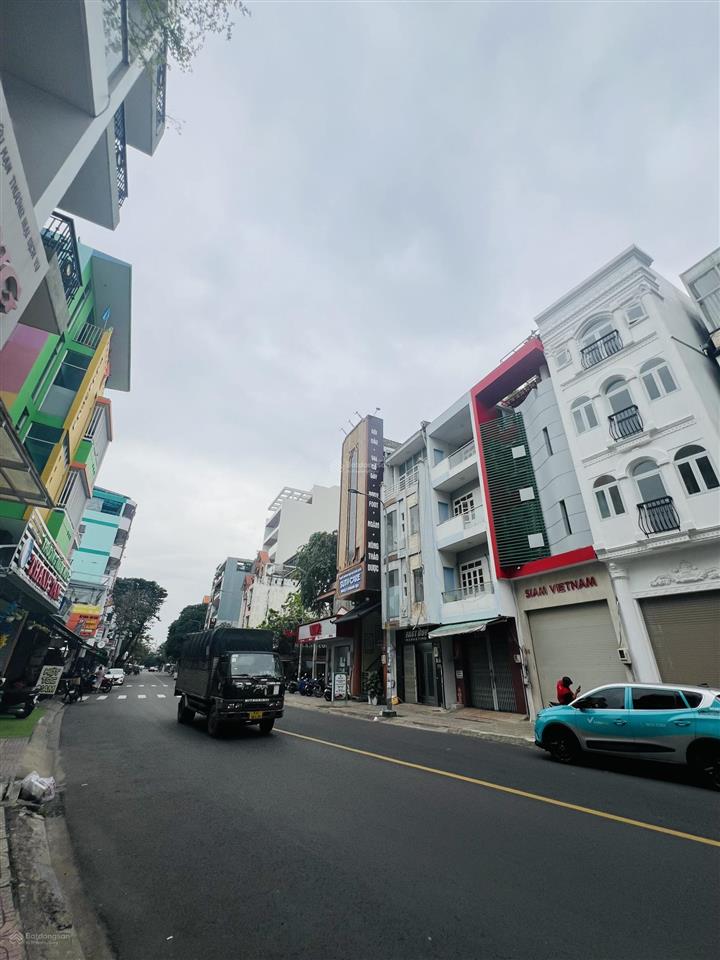 Nhà mặt tiền đường trần hưng đạo, tân sơn nhì, 72m2 , 5 tầng, ở hay kinh doanh đều được, chỉ 14.x