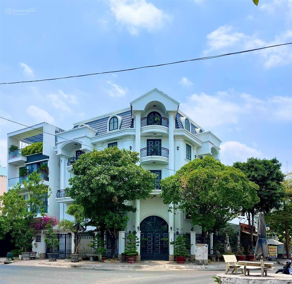 Bán biệt thự đẹp góc 2 mặt tiền đường khu bên sông phường hiệp bình chánh tp thủ đức