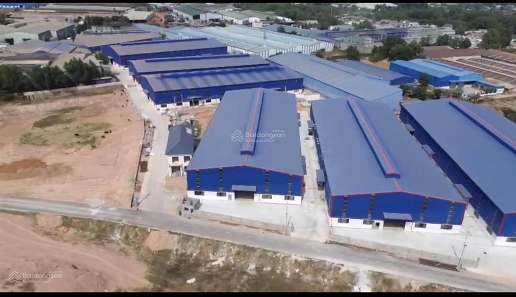 Bán nhà xưởng hợp đồng thuê 700tr/ tháng đường dt 747 phường khánh bình tân uyên bình dương