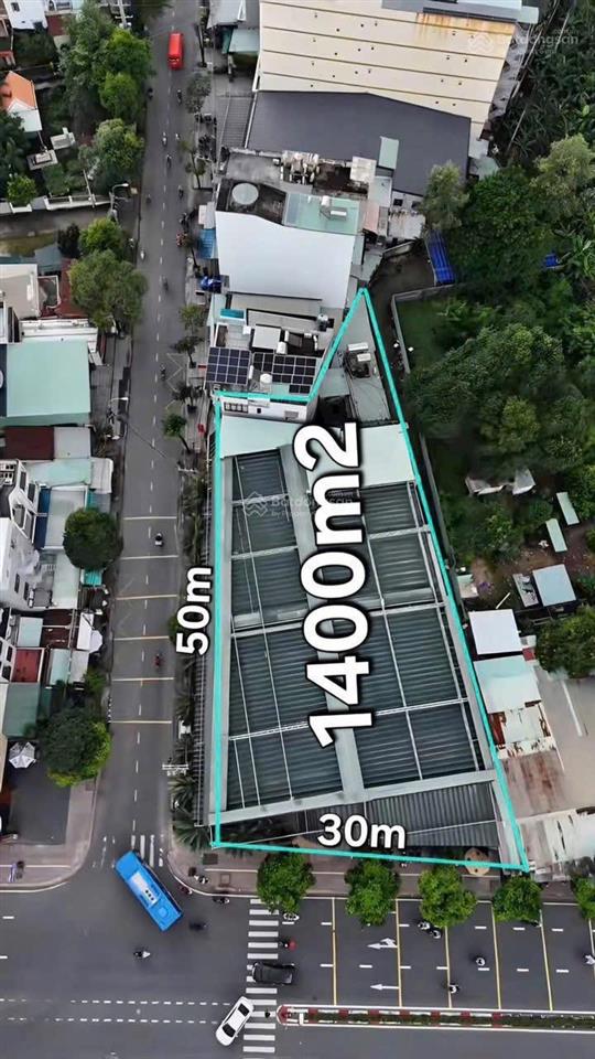 Bán nhà góc 2 mặt tiền đường lê văn việt và làng tăng phú phường tăng nhơn phú a quận 9 tp hcm