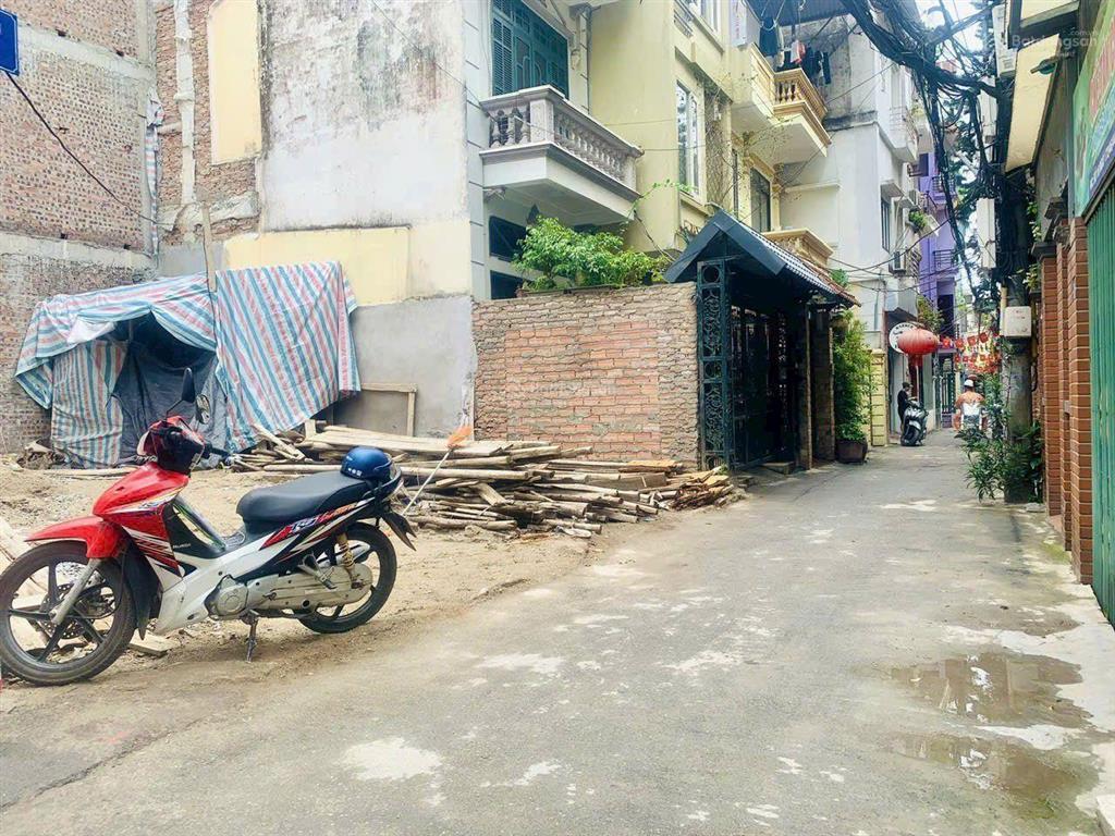 Chính chủ gửi bán đất phúc hoa, phú thượng, ngõ thông, ô tô vào đất, 1 nhà ra mặt phố, 60m2