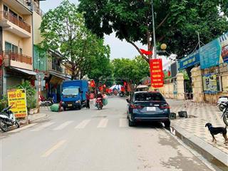 Lô đất siêu đẹp, lô góc, vỉa hè ô tô tránh, 100m2, mt7 gần cấp 3 tây hồ, phía ciputra, 27 tỷ.