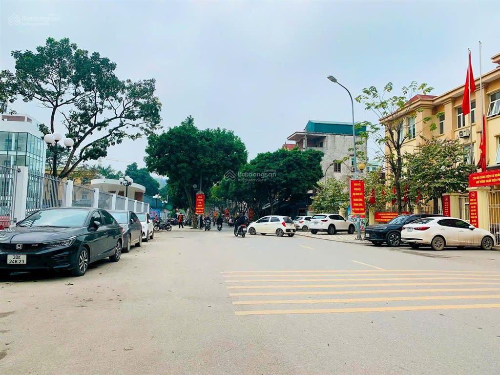 Lô đất siêu đẹp, lô góc, vỉa hè ô tô tránh, 100m2, mt7 gần cấp 3 tây hồ, phía ciputra, 27 tỷ.