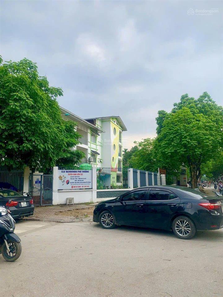 Lô đất siêu đẹp, lô góc, vỉa hè ô tô tránh, 100m2, mt7 gần cấp 3 tây hồ, phía ciputra, 27 tỷ.