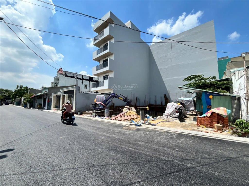 Bán đất (5,3x20m = 111m2) mặt tiền đường số 11, hiệp bình phước! xây dựng hầm 5 lầu, xây dựng tự do