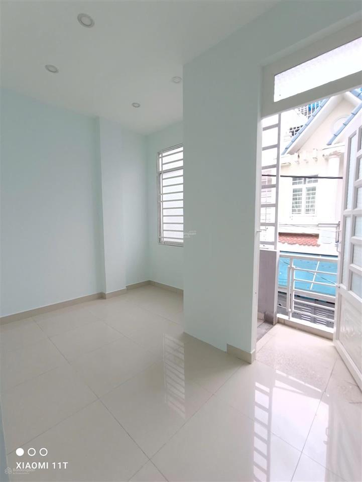 Bán nhà 1trêt 1lầu đường sô 10hiệp bình phước.