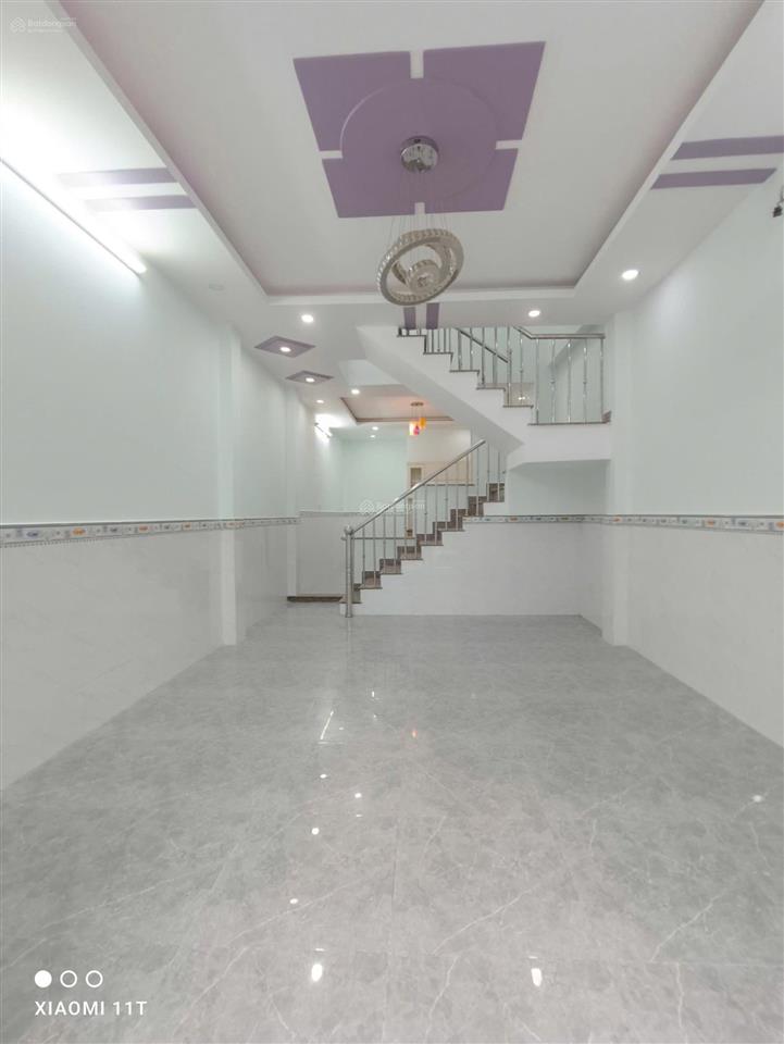 Bán nhà 1trêt 1lầu đường sô 10hiệp bình phước.