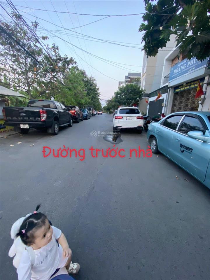 Bán nhà mặt tiền hẻm 12  đường số 8  hiệp bình phước  thủ đức, diện tích 81m2(4x20m) giá 9,5ty