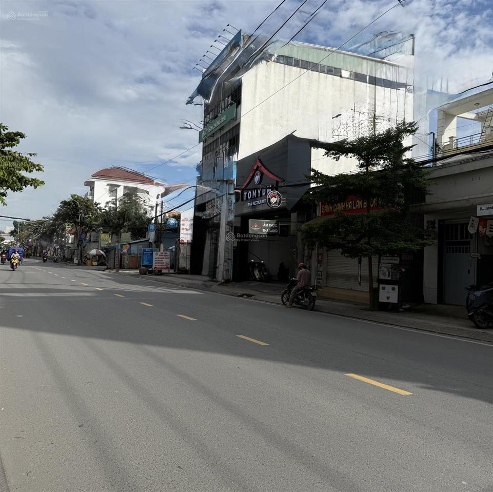 Ban đất mặt tiền đường hiệp bìnhhiệp bình chánhthủ đức.302m2 thổ cư 100%.