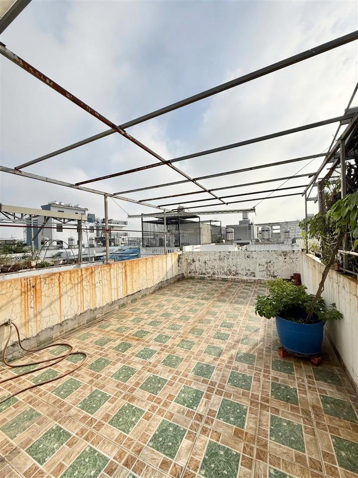 Bán nhà 1trêt 2lầu ngay quốc lộ 13hiệp bình phướcthủ đức.giá 6,8tỷ. 0389 979 ***