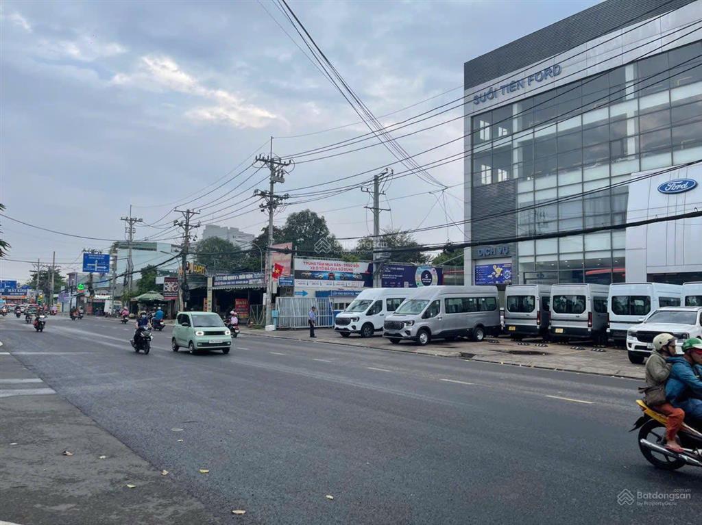 Mặt tiền kinh doanh sầm uất đường hoàng hữu nam 2 mặt tiền đường
