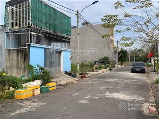 Bán 2 nền đất kdc vạn phát hưng  ngay cổng kdc centana trường lưu