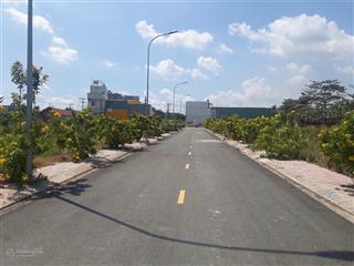 Nền đất đẹp  kdc ctown trường lưu 5,5 tỷ/102,5m2