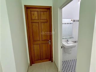 Bán 2 căn nhà 3 tầng  đường bưng ông thoàn 6,4 tỷ/căn