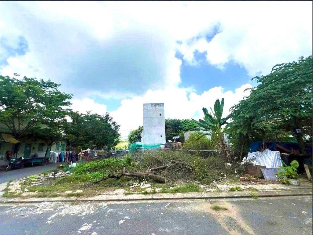 Bán đất mặt tiền hẻm 45 trường lưu