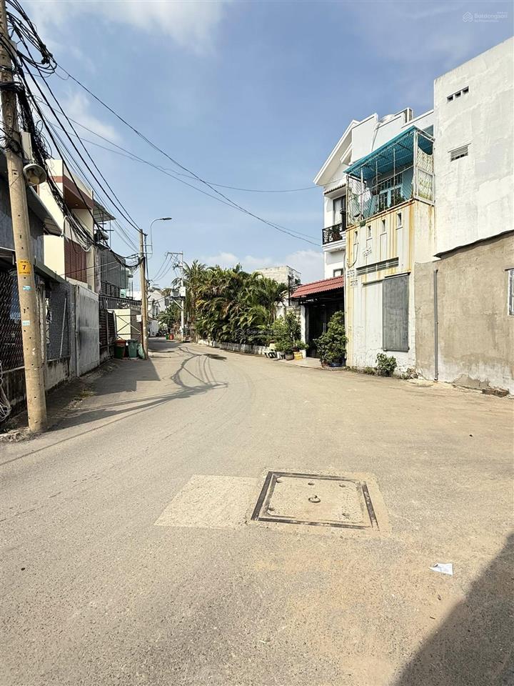 Bán đất  mặt tiền kinh doanh hẻm 12 đường 339