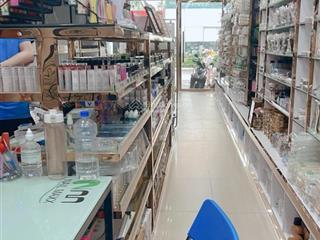 Mặt phố kinh doanh sầm uất  vỉa hè thênh thang  vị trí siêu đẹp