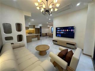 Bán căn góc 3 phòng ngủ view trực diện biển d'qua hotel tầng 25 full nội thất đẹp, hướng đông