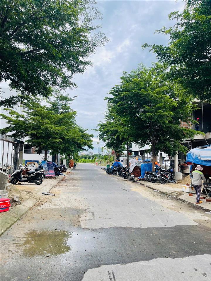 Chính chủ lô đất nền đường thông sạch gói 4 kđt mỹ gia, giá 50triệu bao ép cọc, chưa phải xây ngay