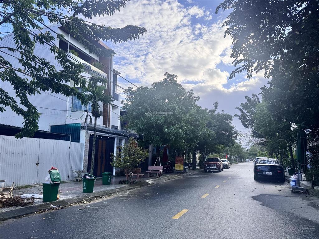 Chuyển nhượng cặp 200m2 đường hoàng hiệp  ngay trục tmdv xây chung cư