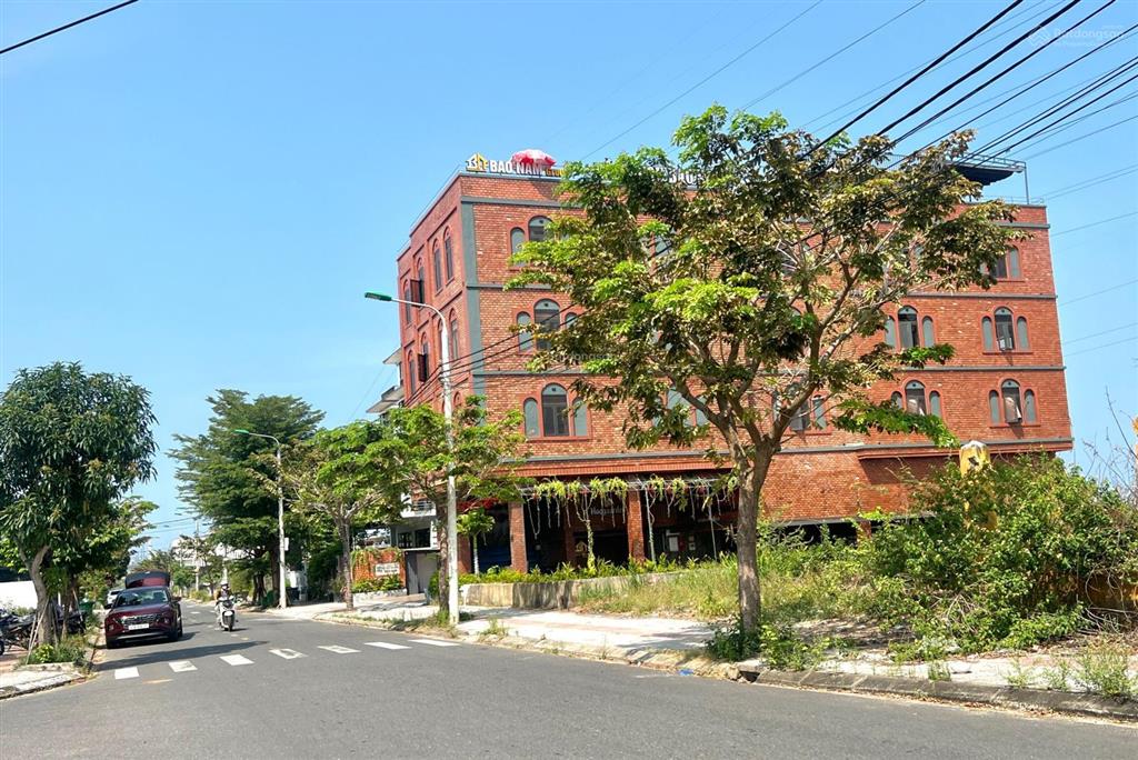 Chào bán 525m2 đường nguyễn đình thi  ngay trục nguyễn phước lan