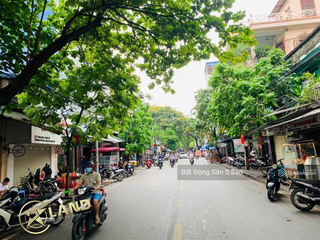 Tìm đầu ra  bán nhà mặt đường hàng kênh  65m2 chỉ có 10 tỷ