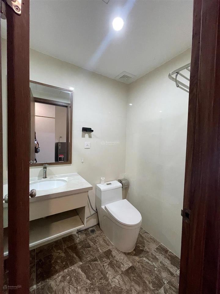 Cần chuyển nhượng quỹ căn studio view đẹp tại c5 dcapitale trần duy hưng