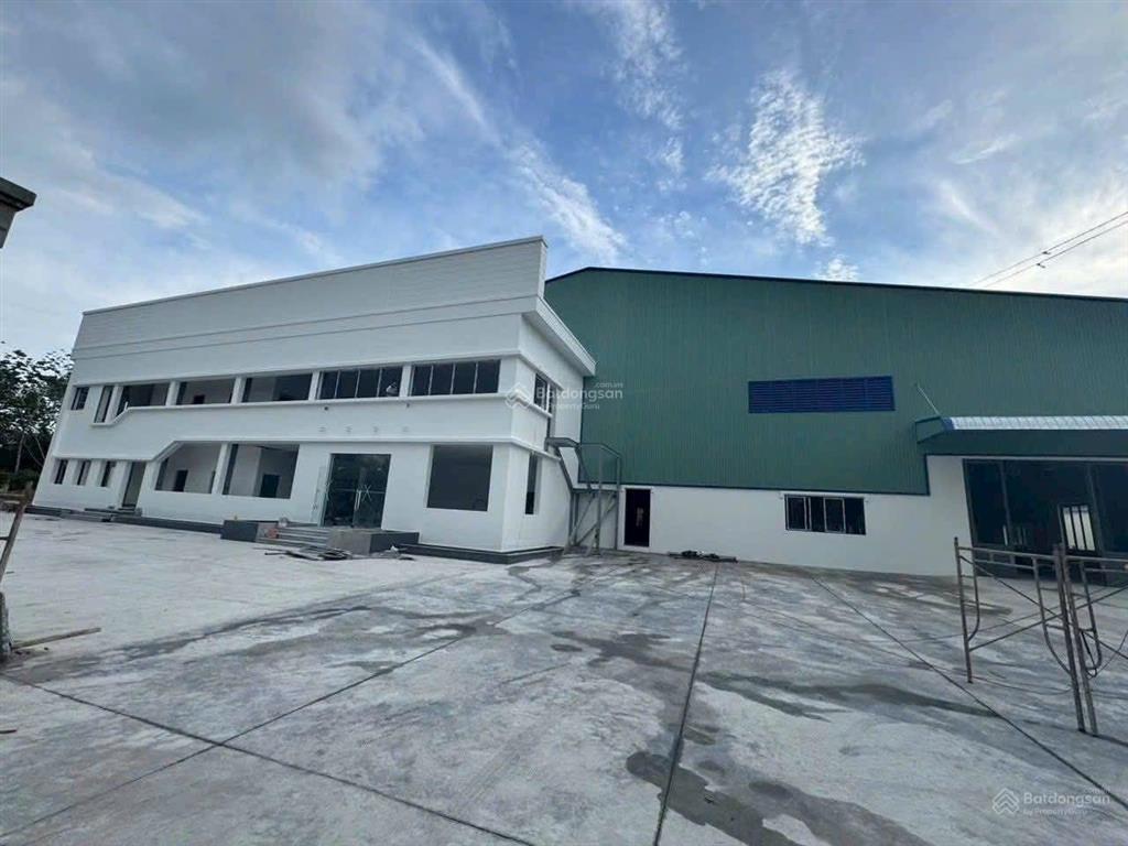 Cho thuê xưởng mới xây 4800m2. khuôn viên riêng. trong kcn đồng xoài bình phước. giá 78.231đ