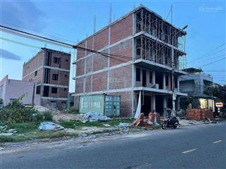 Bán lô đất mặt tiền đường 10m5 vỉa hè 5m đường nguyễn đình tứ  sau lưng bến xe đà nẵng