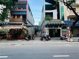 Bán đất mặt tiền lý thái tông  vị trí trục đường thông dài ra biển cách 100m, kinh doanh sầm uất