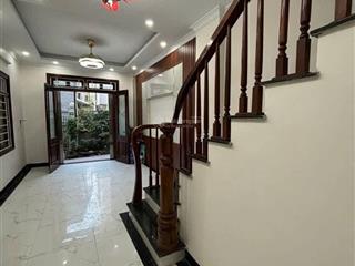 Bán nhà 5 tầng 33m cuối phố bà triệu hà đông, ngõ nông oto đậu gần, nhà ngay trường tpht lê lợi.