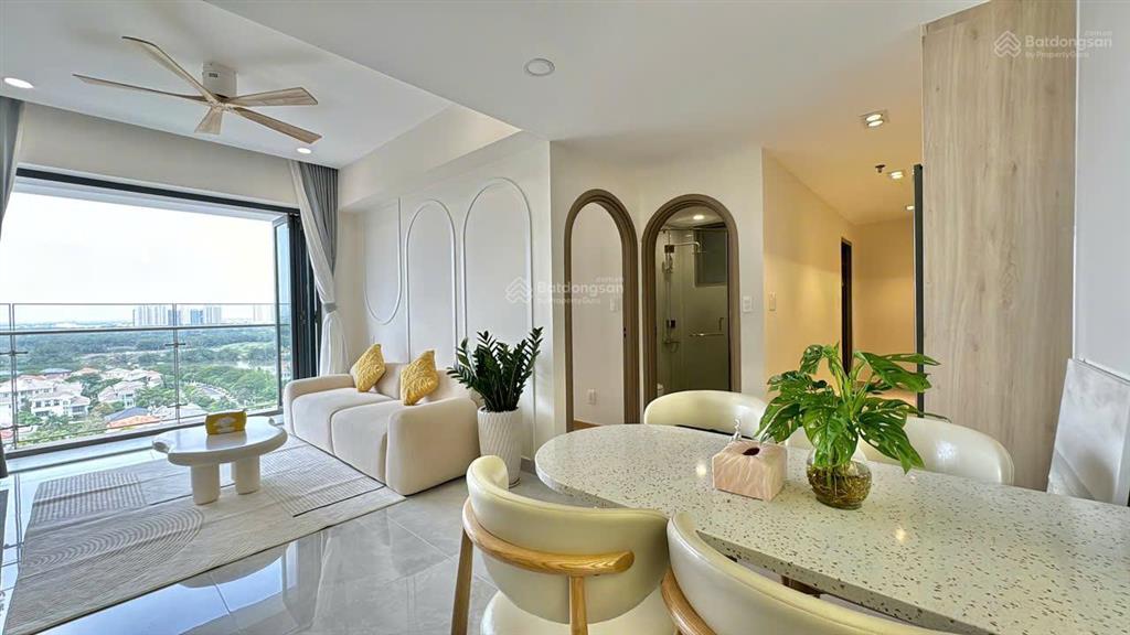Bán căn hộ giá tốt phú mỹ hưng,78m2 thiết kế 2pn dự án hưng phúc 1, view biệt thự, full, giá 6.5 tỷ
