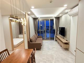 Bán căn hộ midtown phú mỹ hưng, 75m2, 2pn, full, view thoáng, có ô xe, giá 10.5 tỷ, sẵn hdt giá cao