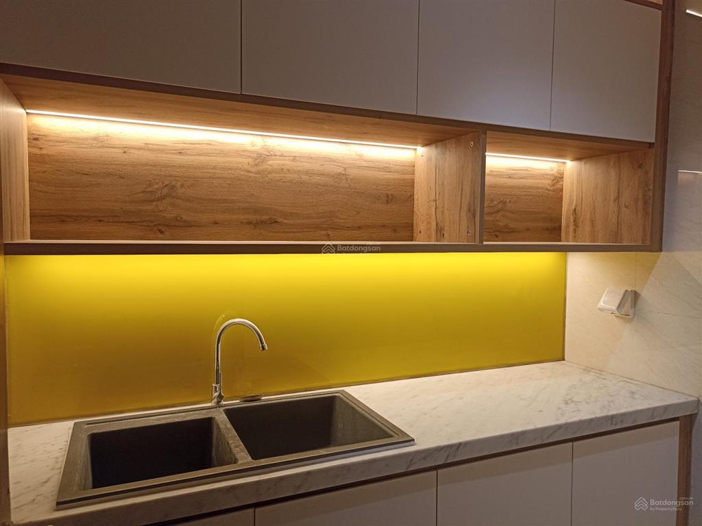 Văn phòng trong tòa nhà cho thuê  dt đa dạng từ m2  (kproperty vietnam)