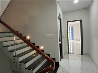 Cho thuê nhà phố ngay cityland hướng tây p10 gò vấp