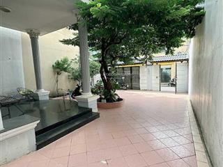 Bán biệt thự cộng hoà, p.4, tân bình, 231m2, 3 tầng, ngang 7,6m, đẹp tuyệt