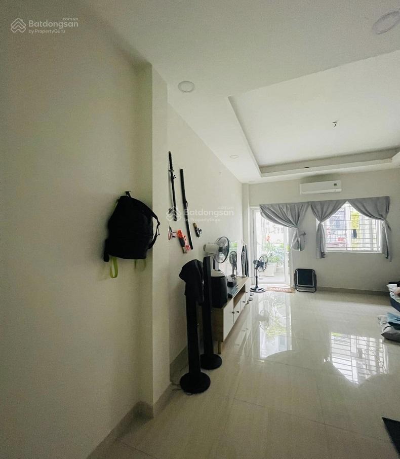 Xe ngủ trong nhà cmt8 p5, tân bình, 60m2, 3 tầng, mới, ở ngay, hơn 8 tỷ