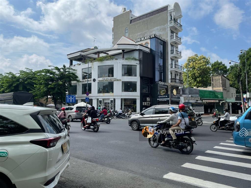 Góc 2mt hoàng văn thụ + phạm văn hai, tân bình  12x20m  5 tầng  hđt 300 triệu/th  giá 90 tỷ