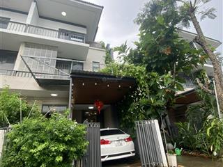 Cho thuê nguyên căn lavila full nội thất mới 100%