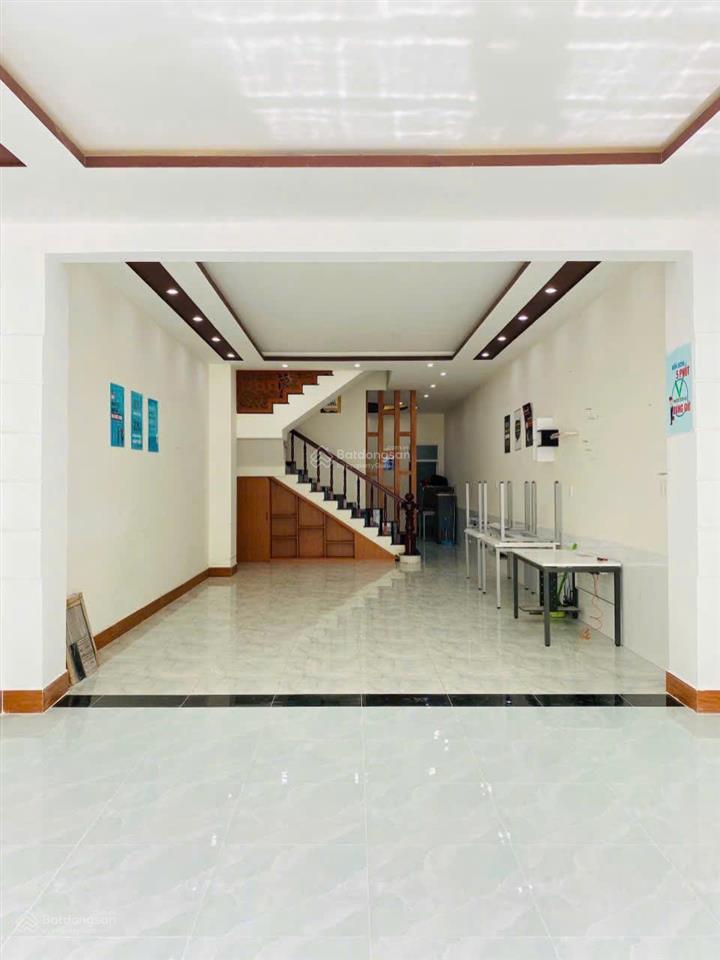 Nhà mặt tiền 3/2 kđt phú cường