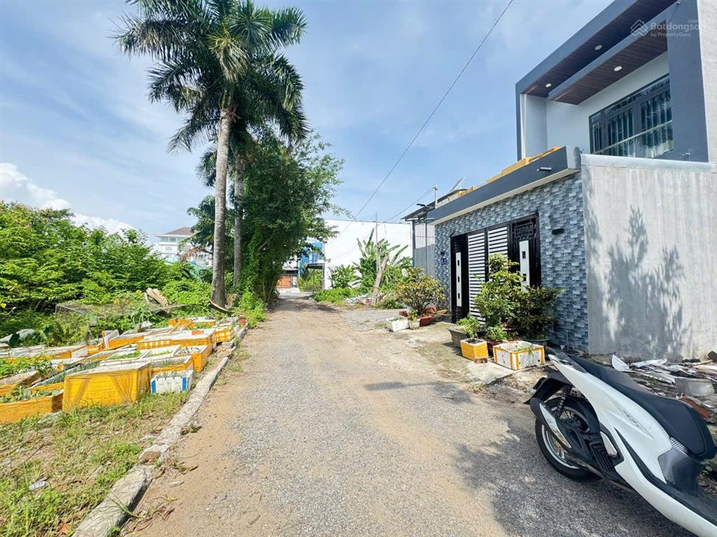 Nền mặt tiền nguyễn văn thượng an hòa trung tâm hành chính, bệnh viện