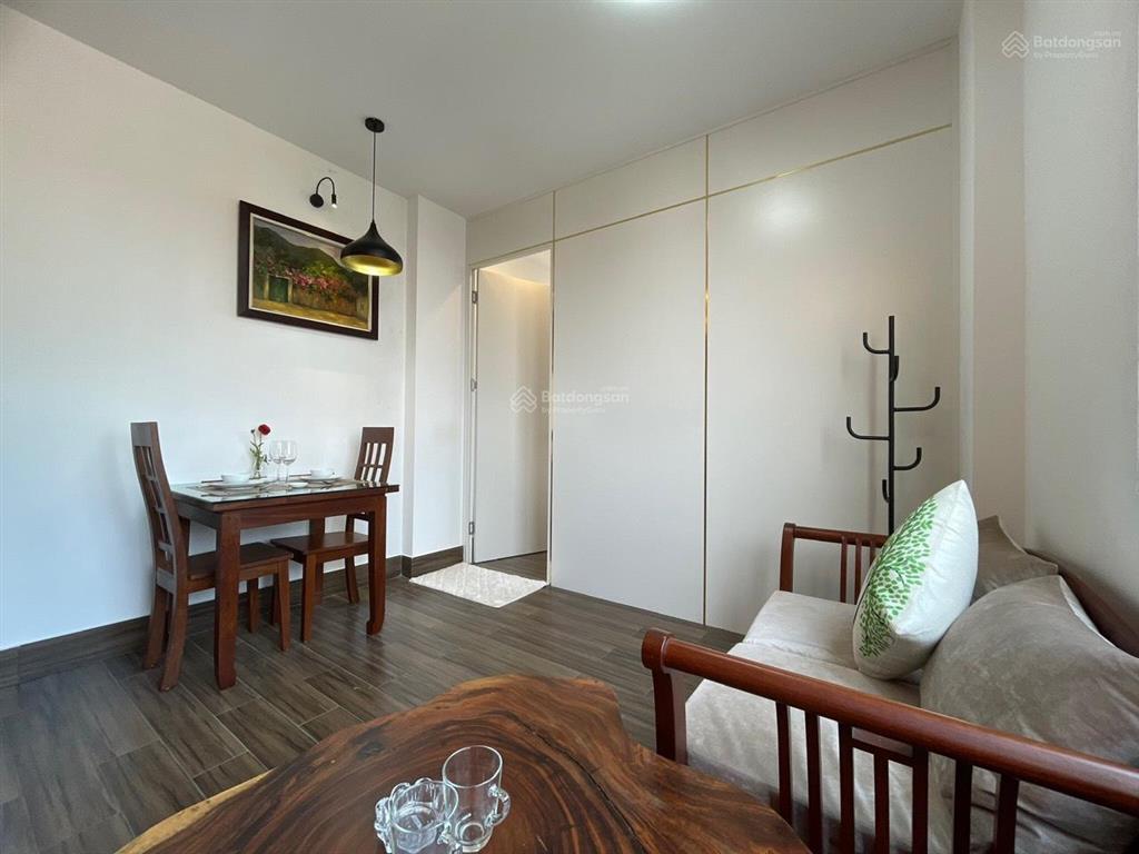 Cho thuê căn chdv full đồ 01 ngủ 01 khách mới ở phố đi bộ trịnh công sơn, nhật tân, tây hồ